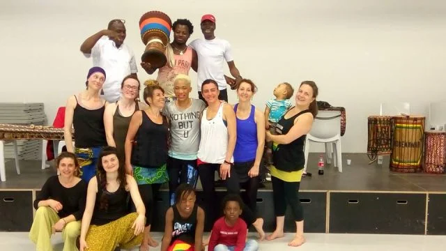 Stage de danse et percussions africaines - Association Kobenawati